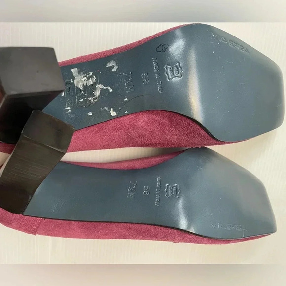 Via Spiga Aggie Suede Burgundy Bow Square Toe Heel Pumps Size 7.5M - Picture 5 of 7